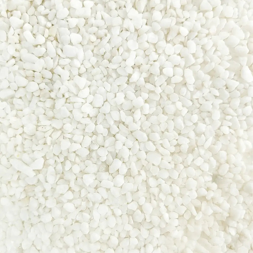 White Chips Pebbles Enutrof Decor