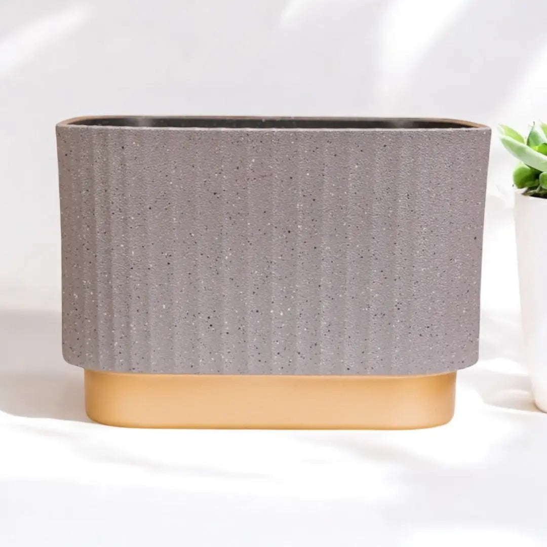 Enutrof Creme Terra Speckled Plastic Planter Pot Enutrof Decor